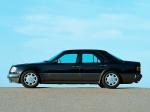 Mercedes-Benz E500 1993 года